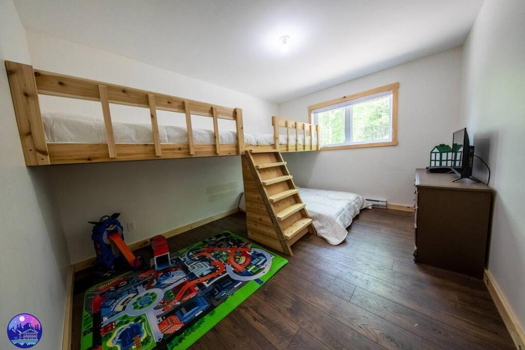 Chalet Deschamps- Spa- Chien Accepte- Nature- Estrie Mansonville Экстерьер фото