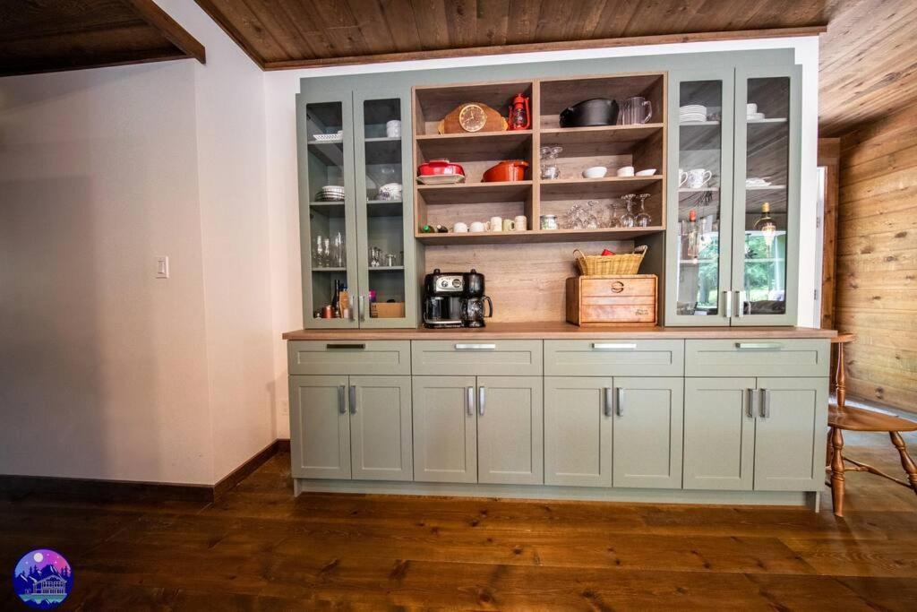 Chalet Deschamps- Spa- Chien Accepte- Nature- Estrie Mansonville Экстерьер фото