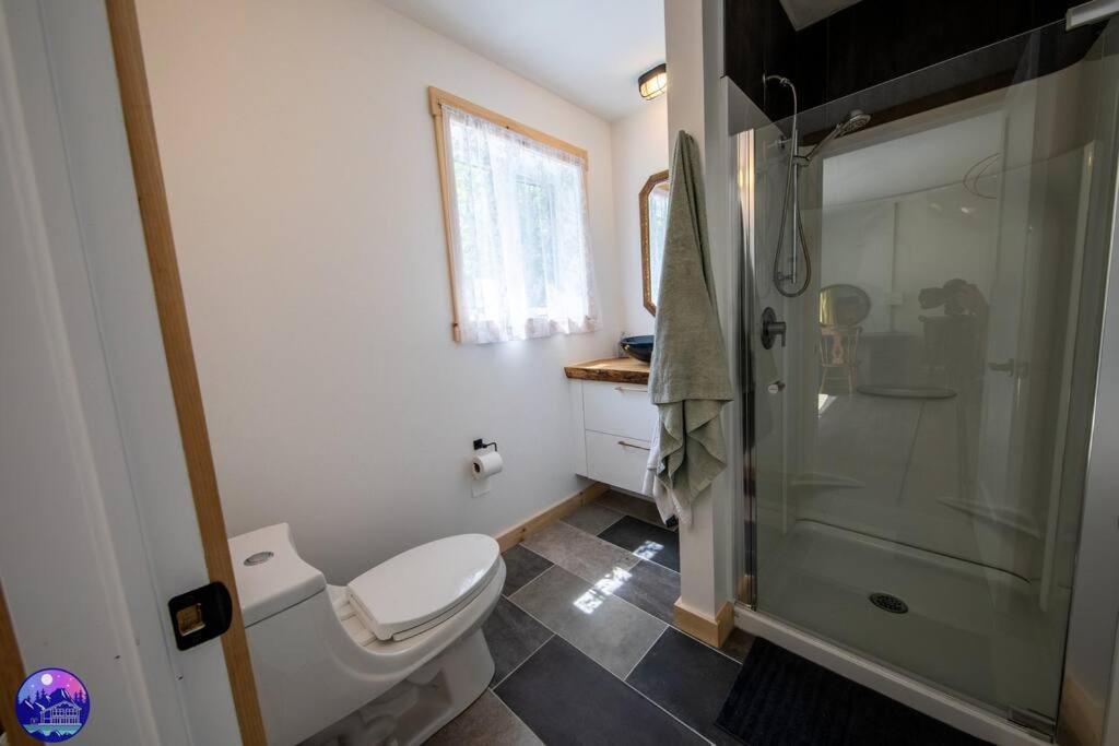 Chalet Deschamps- Spa- Chien Accepte- Nature- Estrie Mansonville Экстерьер фото